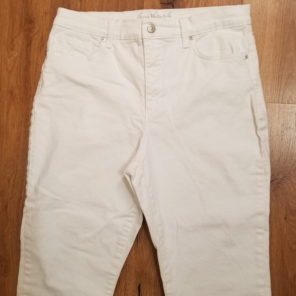 Gloria Vanderbilt Women's White Amanda Embellished Jean Stretch Capris Size 10 - Picture 2 of 13